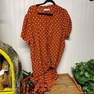 Loft plus polka dot belted blouse size 24